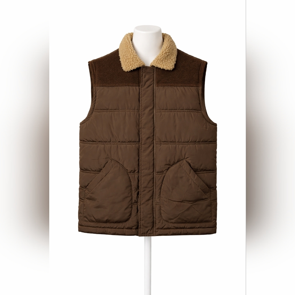 Roebuck & Co. Men's Brown Puffer Vest. Size Small.